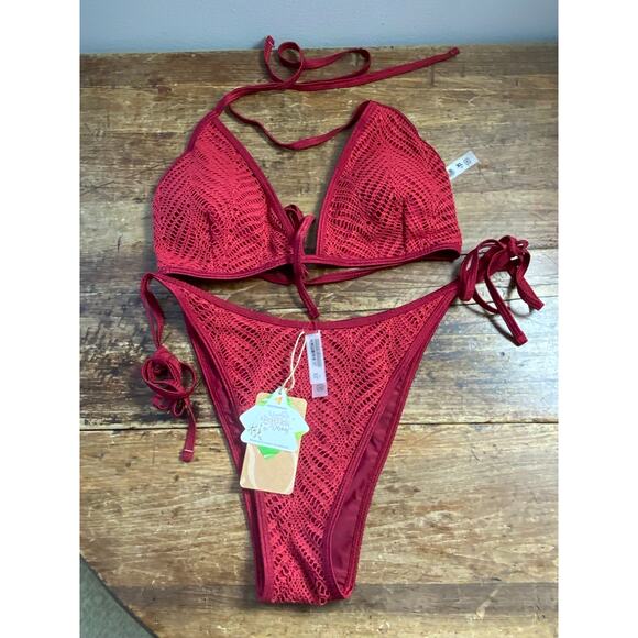 Berlook Burgundy‎ Crochet Halter Triangle Top and Tie Bottom NWT size XL - Picture 4 of 7